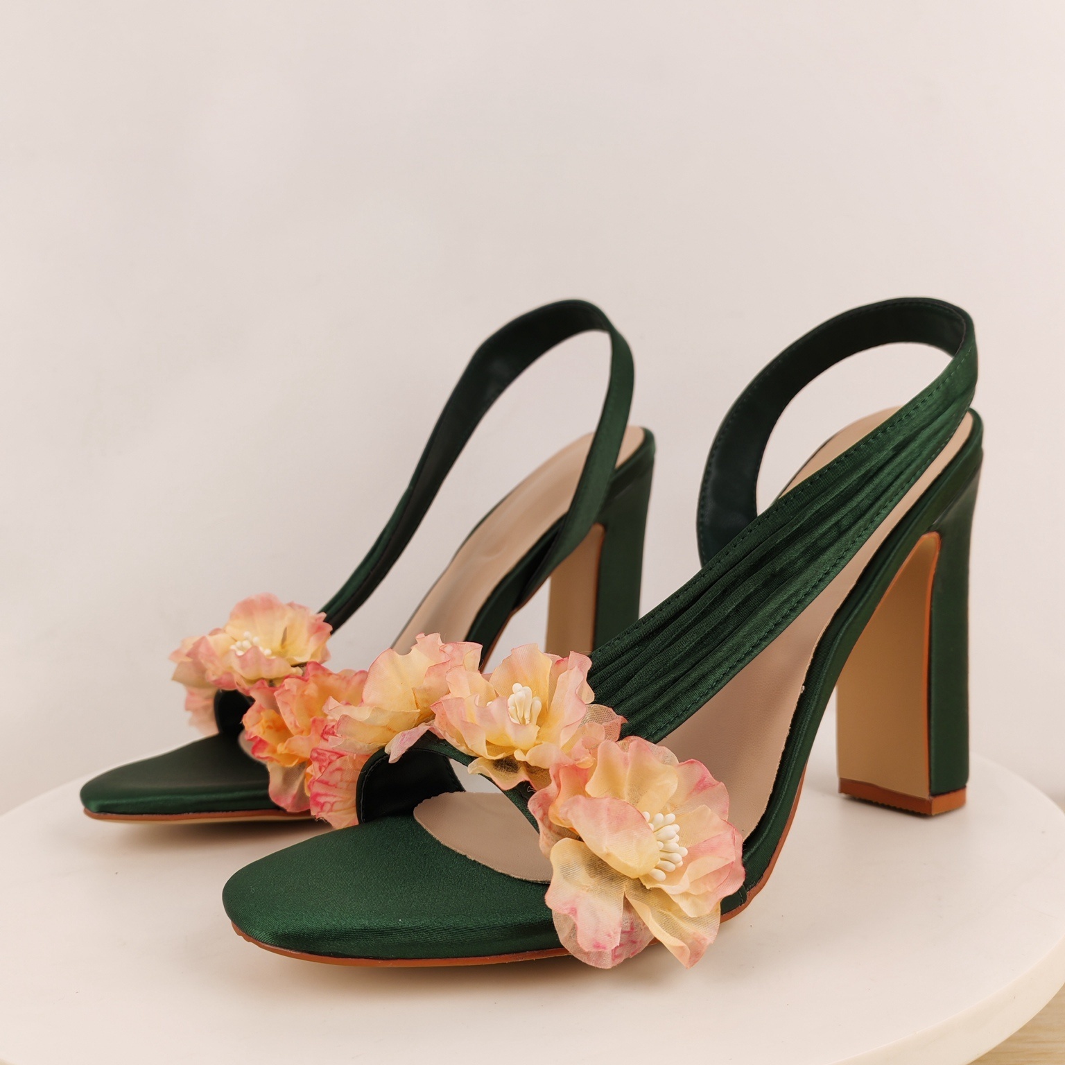 Block Heels Slingback Flowers  - Slip Dress Satin ulasan dan harga